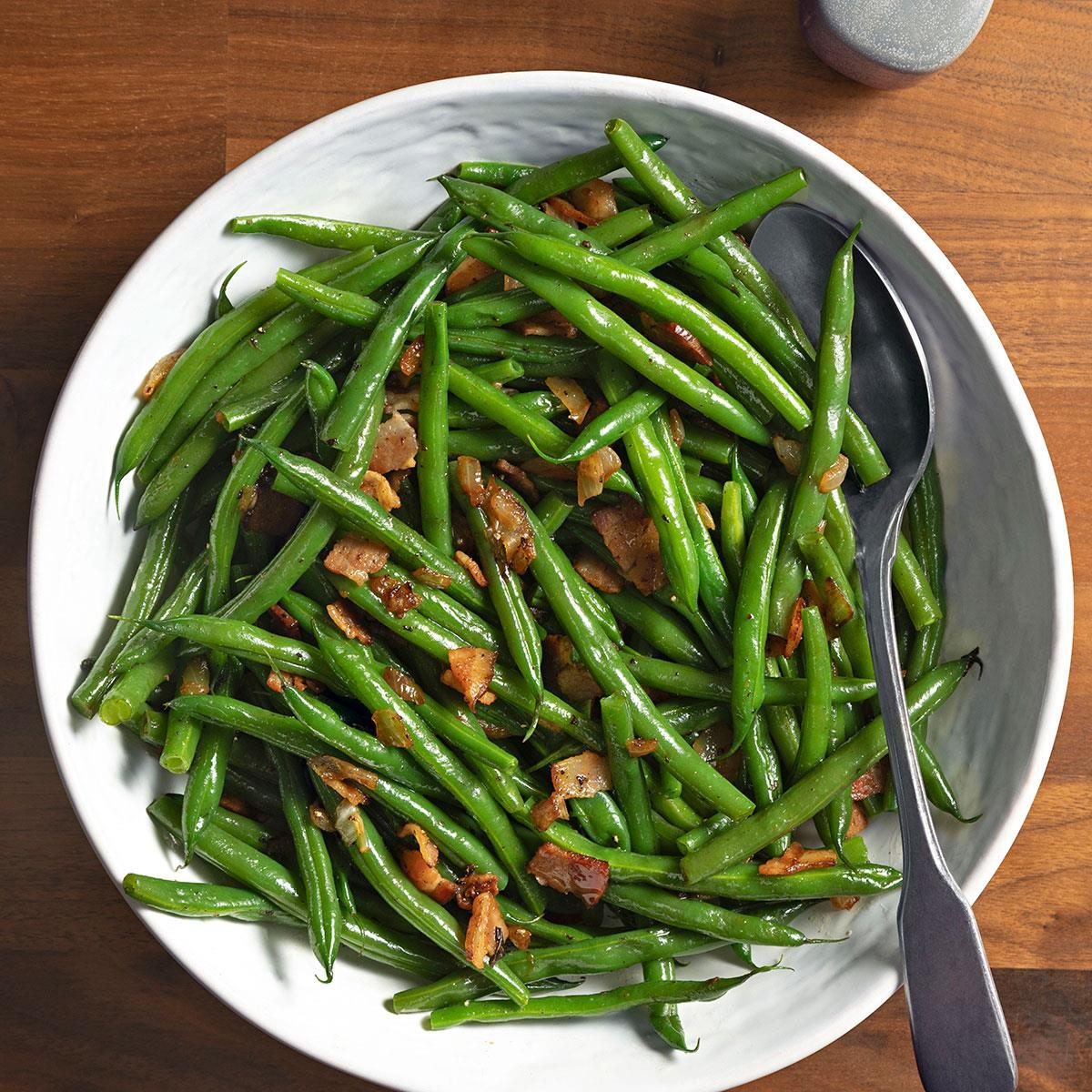 Master Green Beans with Bacon: Flavorful Recipe for Any Meal